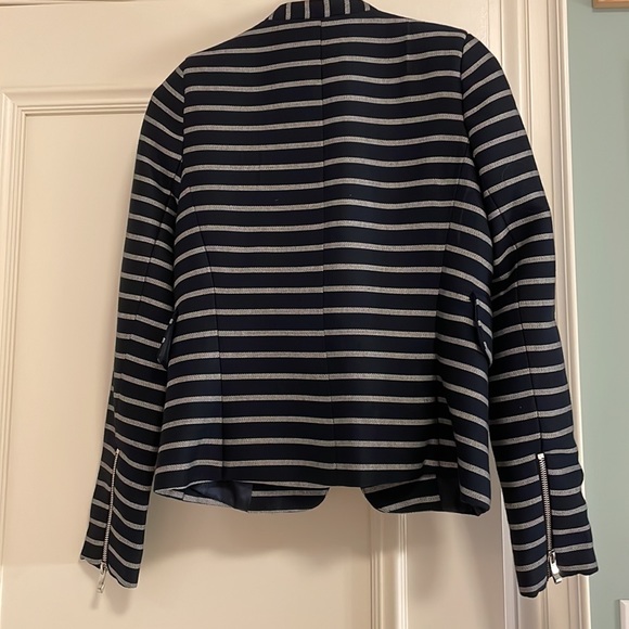Navy and grey striped blazer with zipper details - Picture 3 of 5